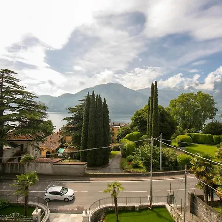 Sleeps 4 Pool Air Con Mezzegra